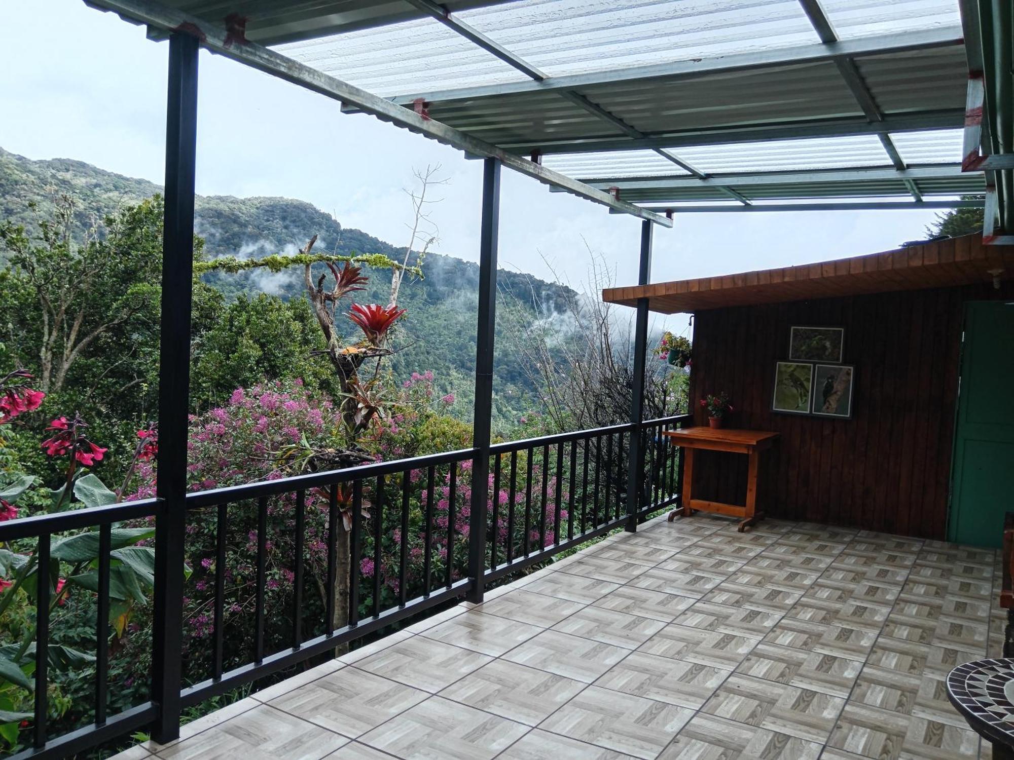 Miriam'S Quetzals Lodge San Gerardo de Dota Extérieur photo